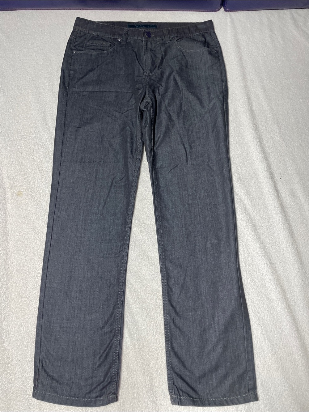 Perry Ellis Men's Straight Gray Denim Jeans